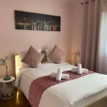 Maison Face A La Cite Homestay szállás