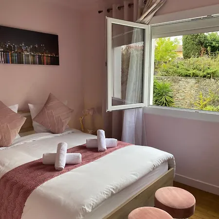 Maison Face A La Cite * Carcassone